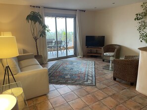 Smart TV - Vacation rental sea view CARQUEIRANNE LS8-420 (Carqueiranne)