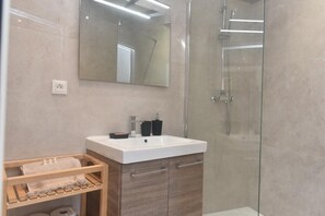 風筒、提供毛巾