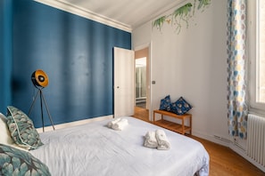 2 bedrooms, WiFi, bed sheets - Large bright duplex in Bordeaux (Bordeaux)