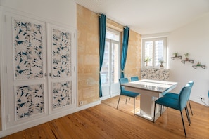 Dining - Large bright duplex in Bordeaux (Bordeaux)