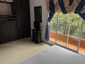 6 chambres, Wi-Fi, literie fournie