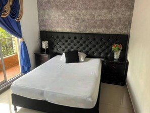 6 Schlafzimmer, WLAN, Bettwäsche