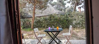 Holiday apartment near the sea, with air conditioning