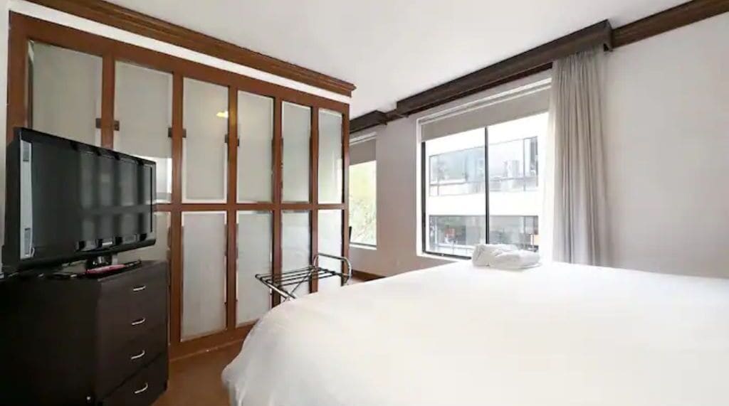 1 bedroom, in-room safe, free WiFi, bed sheets