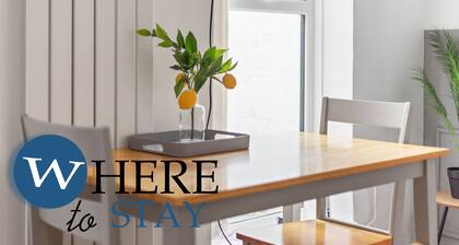 Entire Modern House City Center