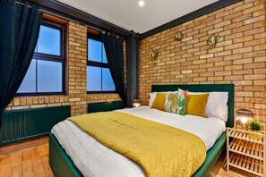2 bedrooms