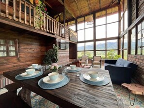 Interior - Cabin in Boyacá with jacuzzi and sauna, near paragliding (Boyacá)