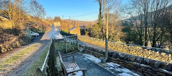 Joyces Cottage, 2 Brown Hill