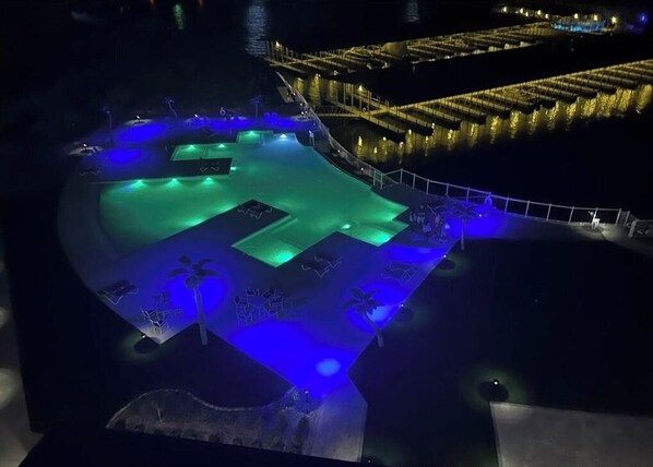 Piscina externa, piscina aquecida
