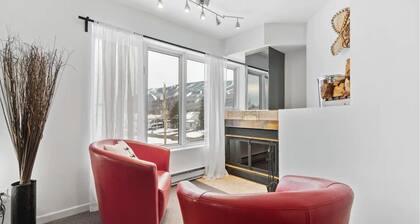 INITIAL | Le repos des skieurs | Mont-Sainte-Anne