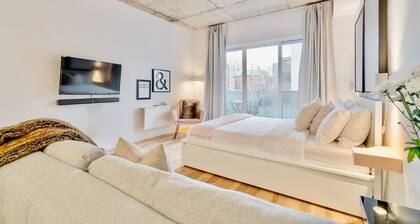 INITIAL | VOGUE HC | Limoilou QC City + FREE PARKING