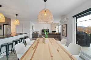 Dining - INITIAL | BOHO | Mont-Sainte-Anne (Beaupré)