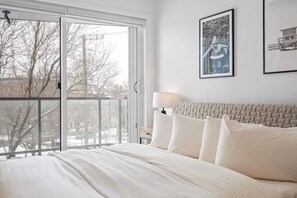 2 bedrooms, iron/ironing board, travel cot, WiFi - INITIAL | CLASSE S | Centre-ville de Québec + stat (Québec City)