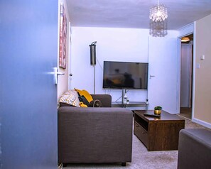 Apartment | Interior - Entire 1-bed Cozy Apartment in of Sheffield (Sheffield)