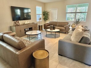 TV, offices - Luxury Family Estate | Orlando Pool and Game Room (Kissimmee)