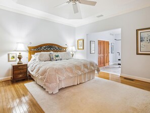 5 habitaciones, escritorio, wifi gratis y ropa de cama