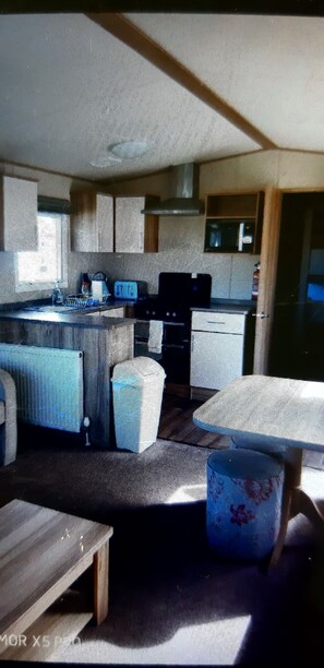 샬레, 침대(여러 개) | 숙박 시설 구내