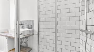 Hair dryer, towels, toilet paper