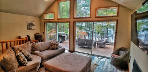 4-Bedroom Lakehouse minutes away from downtown Minocqua