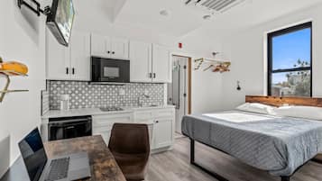 Blackout curtains, soundproofing, iron/ironing board, free WiFi