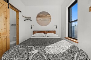 Blackout drapes, soundproofing, iron/ironing board, free WiFi - Goodseed Suites Philadelphia Center (Philadelphia)