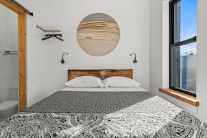 Cortinas blackout y sistema de insonorización 