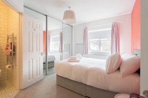 4 Schlafzimmer, Internetzugang, Bettwäsche