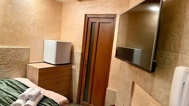 Economy Double Room - New York Capsule Hotel (Yerevan)