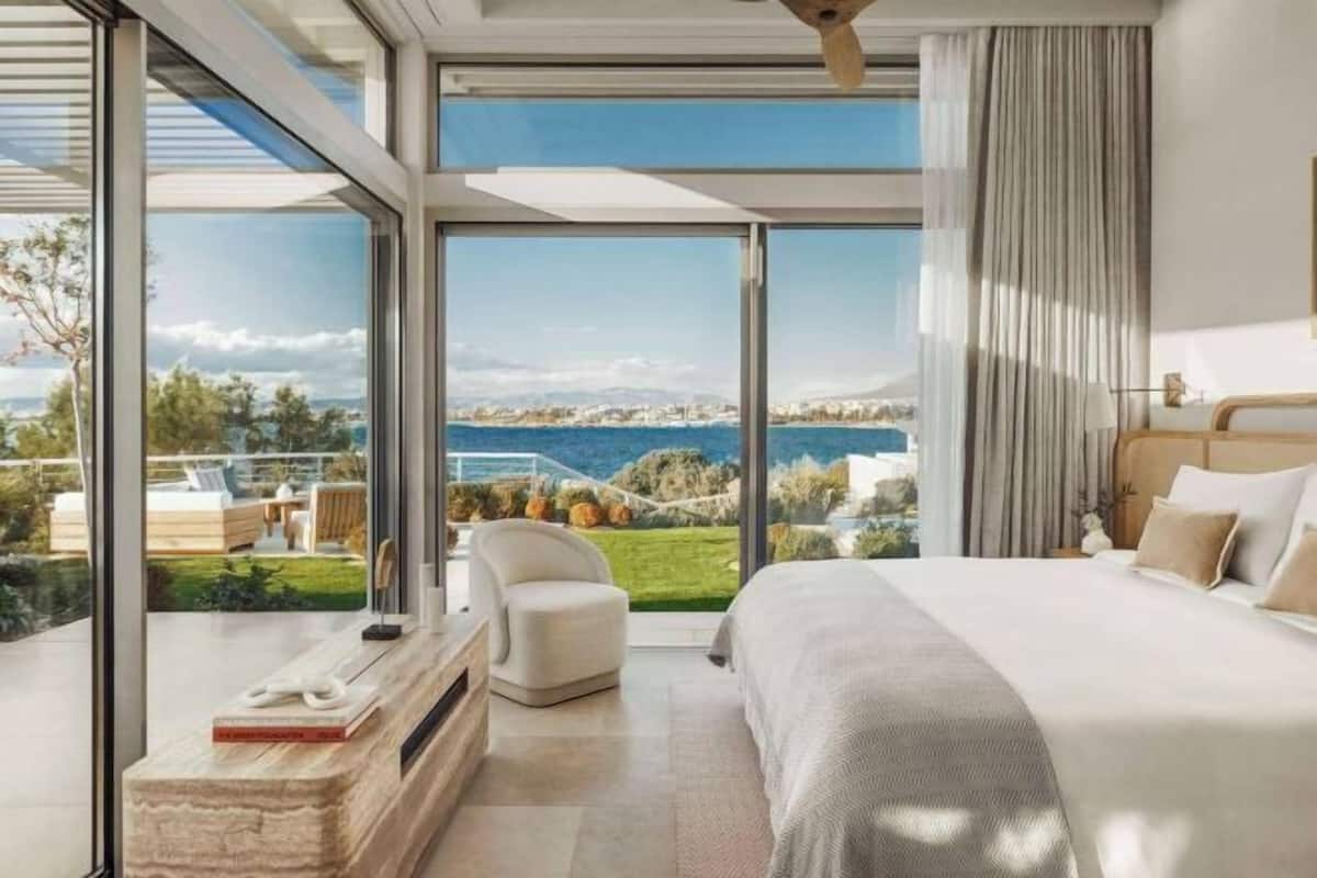 Minibar, caja de seguridad en la habitación y cortinas blackout