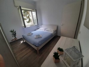 2 makuuhuonetta, ilmainen Wi-Fi, vuodevaatteet