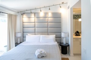 Elite Penthouse | Iron/ironing board, free WiFi, bed sheets - Apartments at 100 Collins (Miami Beach)