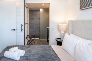 Appartement Exclusif, 1 grand lit et 1 canapé-lit | Fer et planche à repasser, Wi-Fi gratuit, draps fournis