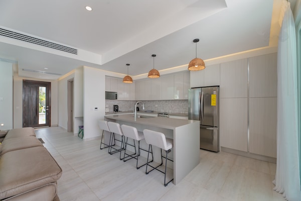 Vila, 3 kamar tidur, akses ke kolam renang (Coral) | Dapur pribadi | Oven, blender, dan penggiling kopi