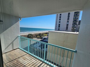 Standard Room, 1 King Bed, Kitchen, Ocean View | Desk, laptop workspace, blackout drapes, free WiFi - Southern Breeze (Myrtle Beach)