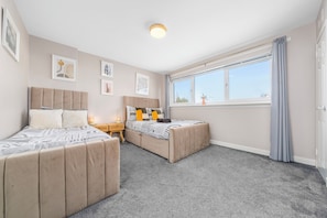 House | 2 bedrooms, free WiFi, bed sheets
