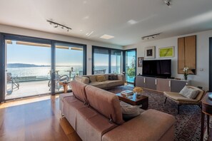 Smart TV, video games, table tennis, books