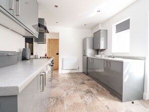 Cottage | Interior - Anandom (Blackpool)