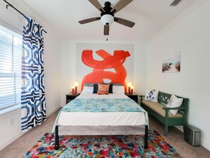 5 habitaciones, escritorio y cortinas blackout 