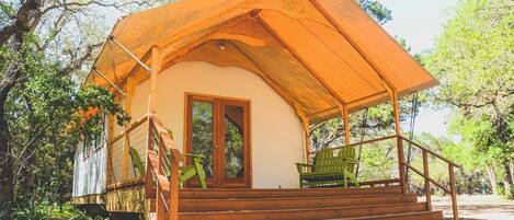 Cabin, 1 Bedroom | Minibar, individually decorated, individually furnished, free WiFi