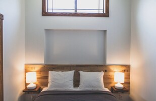 Family House, 1 Bedroom | Minibar, individually decorated, individually furnished, free WiFi