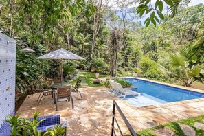 Pool - Maravilhosa vista no Sítio Namaacha (Petrópolis)