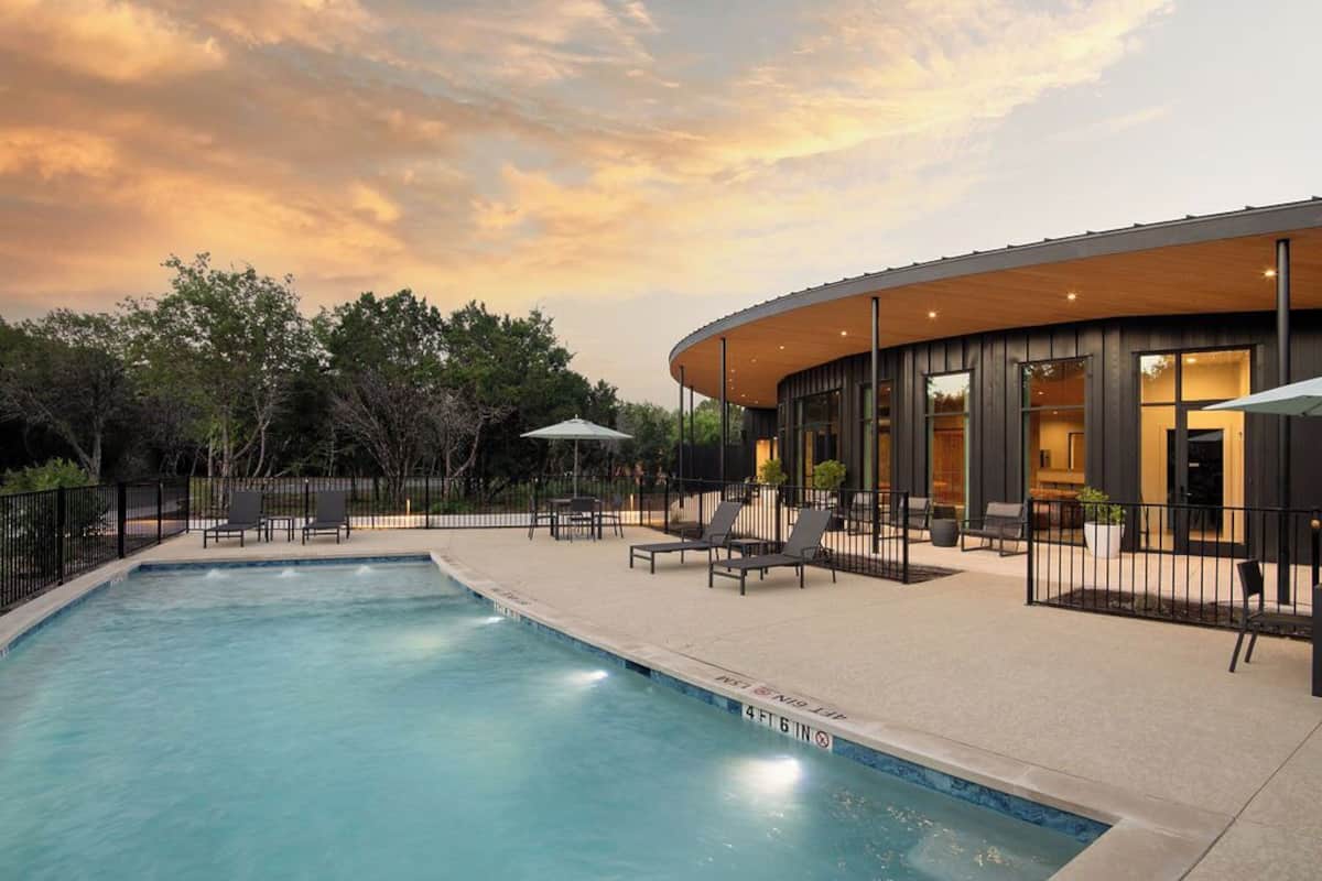 Luxury Cabin, Private Pool, Garden Area | 2 bedrooms, premium bedding, individually decorated
