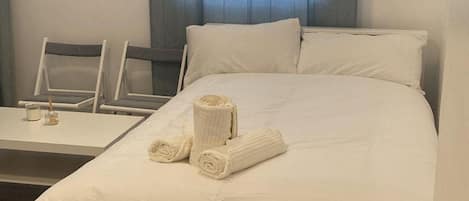 Iron/ironing board, free WiFi