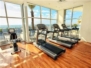 Fitness facility - Sterling Breeze 2103 Beachfront Condo Near Pier Park / 10% Disc 7 or more nights (Panama City Beach)