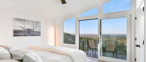 3 chambres, fer et planche à repasser, lit parapluie, Wi-Fi gratuit