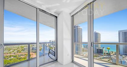 ★★★★★WATERFRONT RESORT HOME. DIRECT OCEAN VIEW.