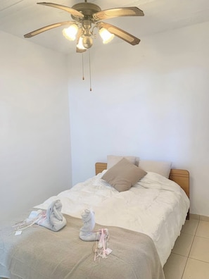 1 chambre, accès au Wi-Fi (inclus), literie fournie
