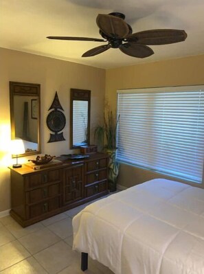 1 bedroom, desk, iron/ironing board, free WiFi