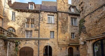 Luxury apartment T3 65 m2-Historic center - 3 Stars-Gîtes de France® - France