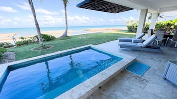 Luxury Apartment | Pool